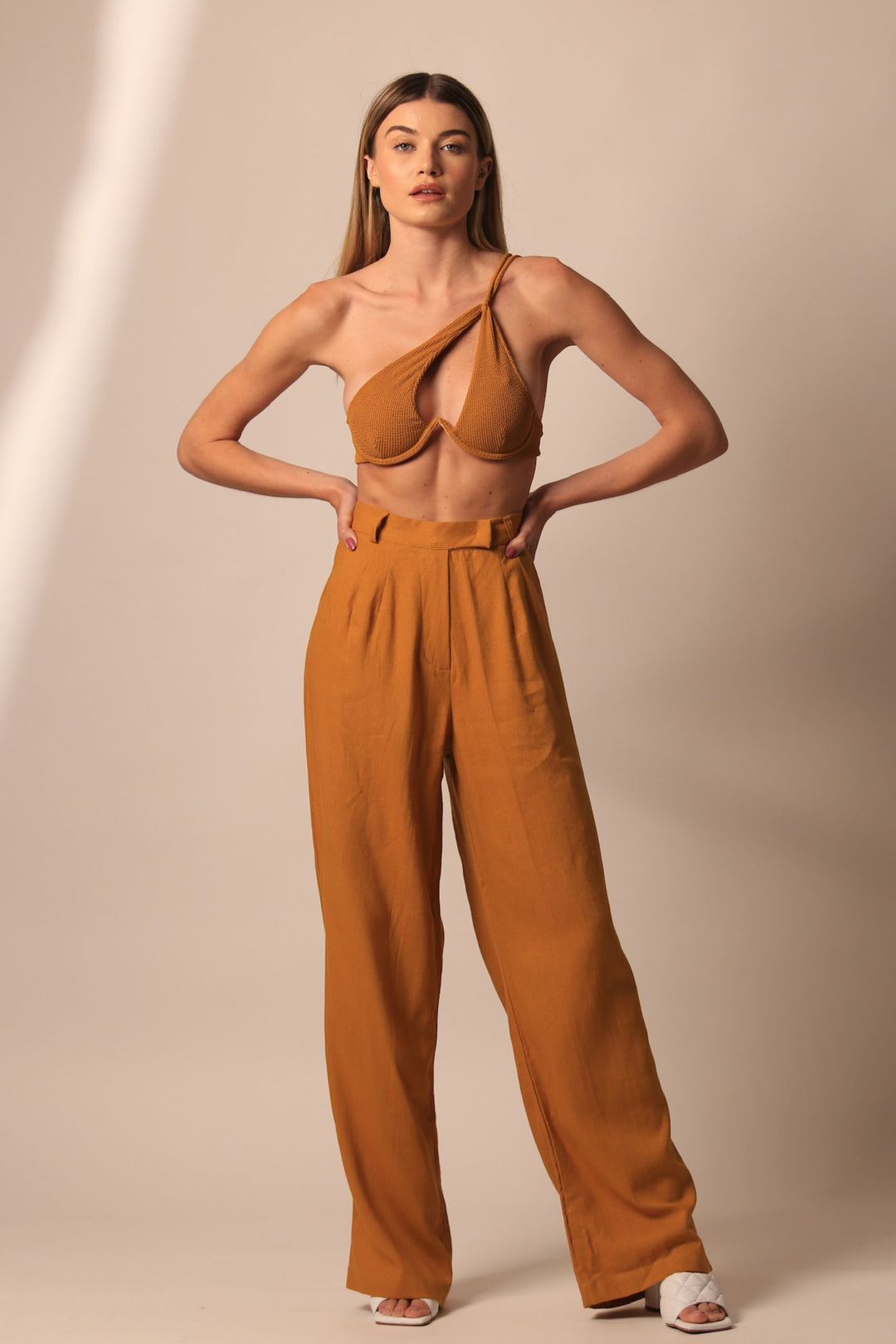 15141752995 calca20pantalona20caramelo